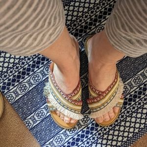 Light casual sandals with a bohemian look size 8.5